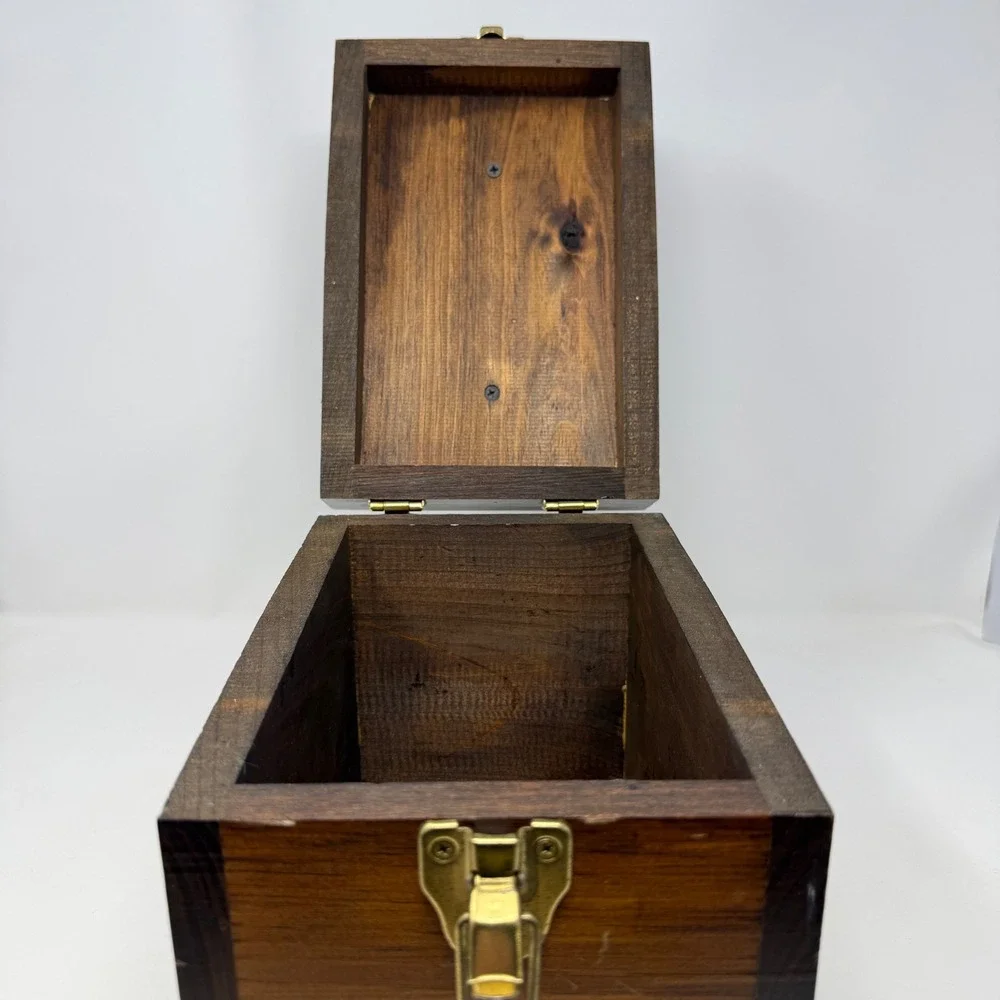 Stafford Collection Wooden Shoe Shine Valet Box Footrest Latch Dark Wood Vintage